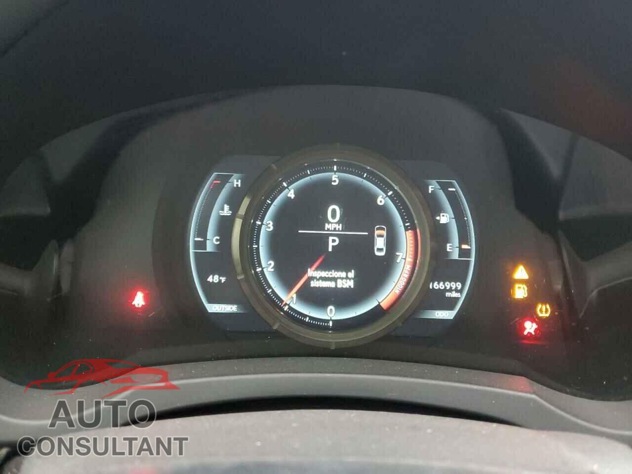 LEXUS IS 2014 - JTHBE1D28E5011638