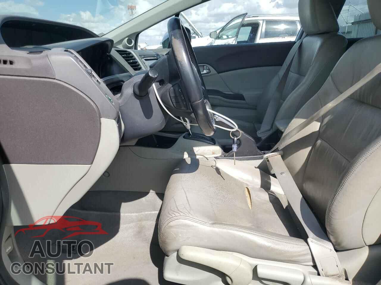 HONDA CIVIC 2012 - 2HGFB2F96CH523112
