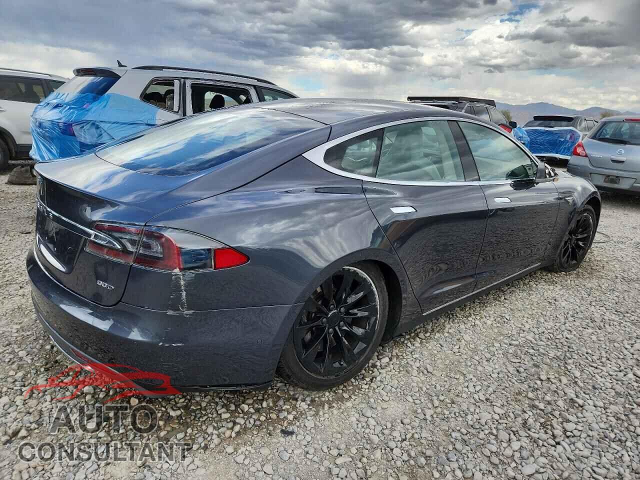 TESLA MODEL S 2016 - 5YJSA1E2XGF133074
