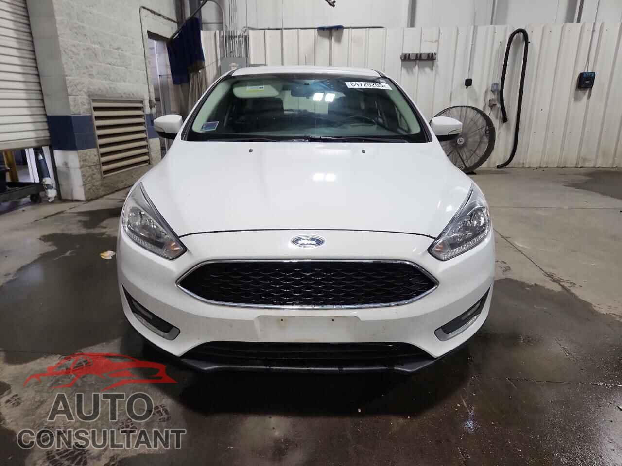 FORD FOCUS 2016 - 1FADP3K25GL399032