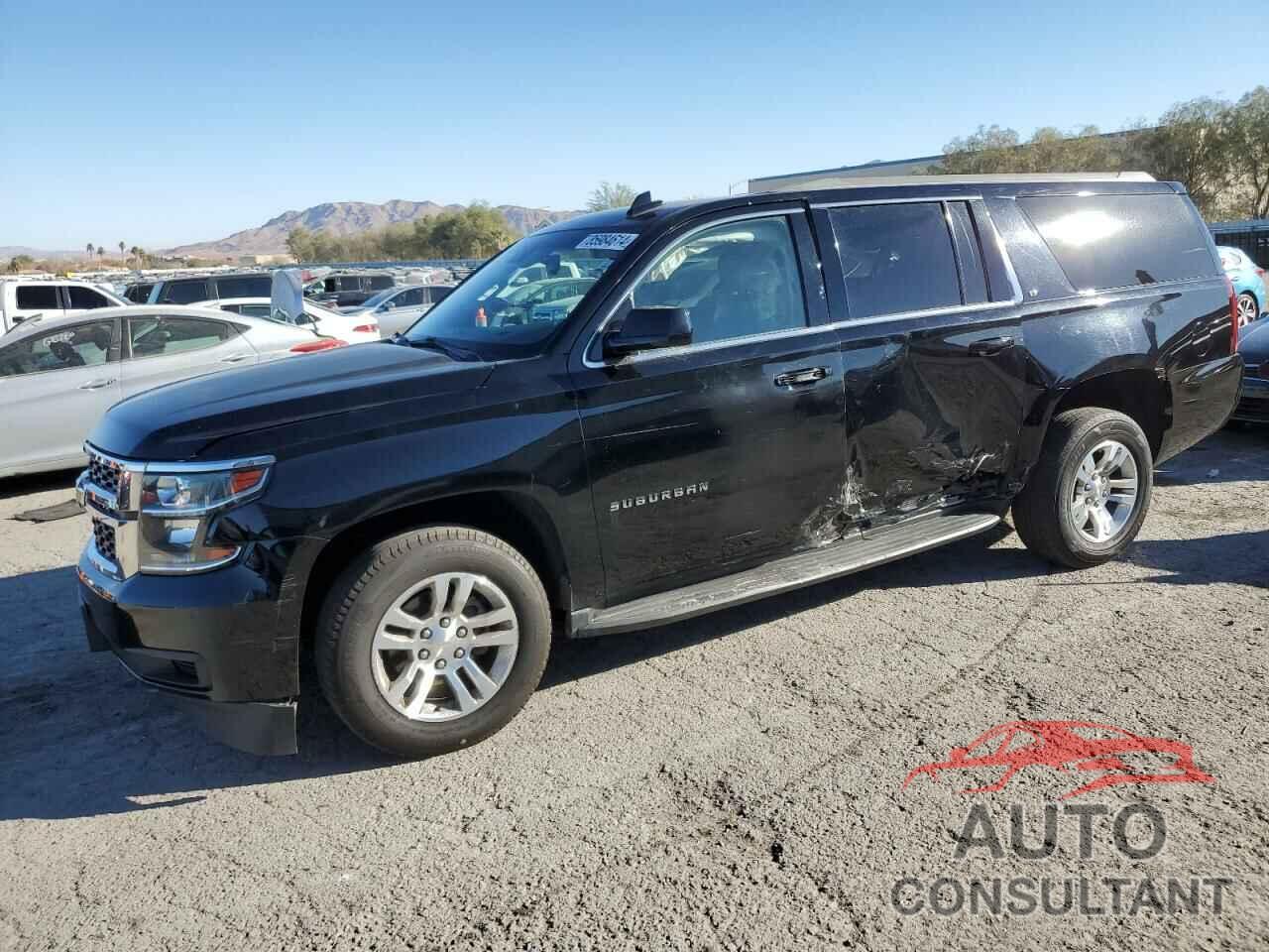 CHEVROLET SUBURBAN 2018 - 1GNSCHKC3JR107649