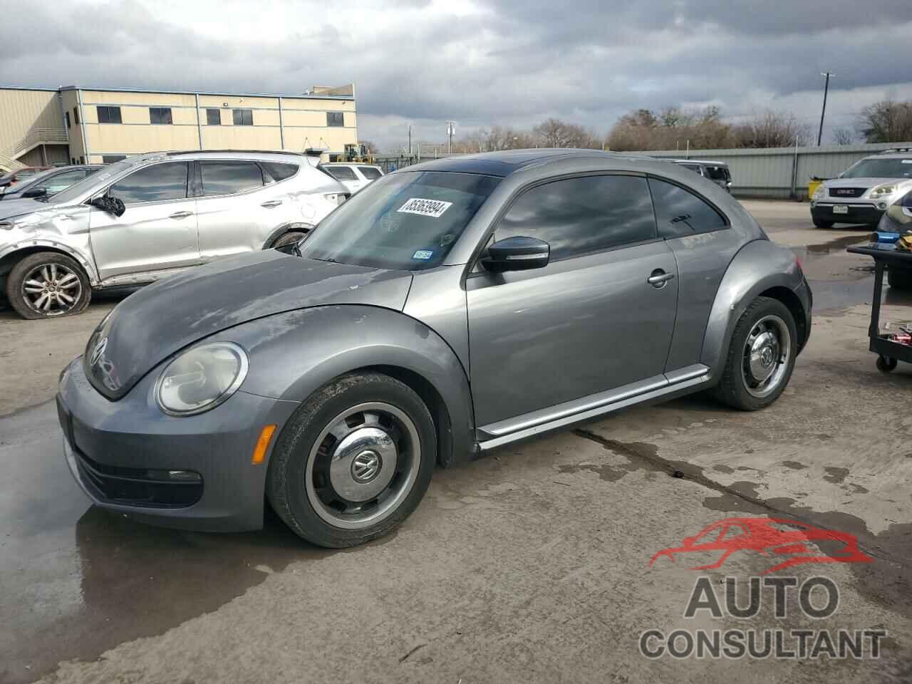 VOLKSWAGEN BEETLE 2012 - 3VWHX7AT3CM658152