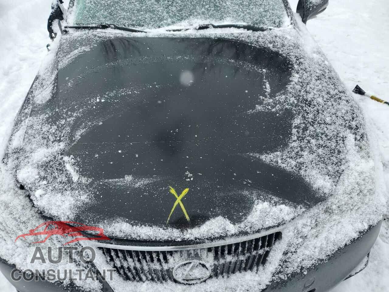 LEXUS IS 2011 - JTHCE5C20B5000593