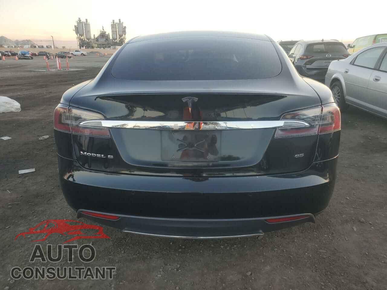 TESLA MODEL S 2014 - 5YJSA1H1XEFP48028