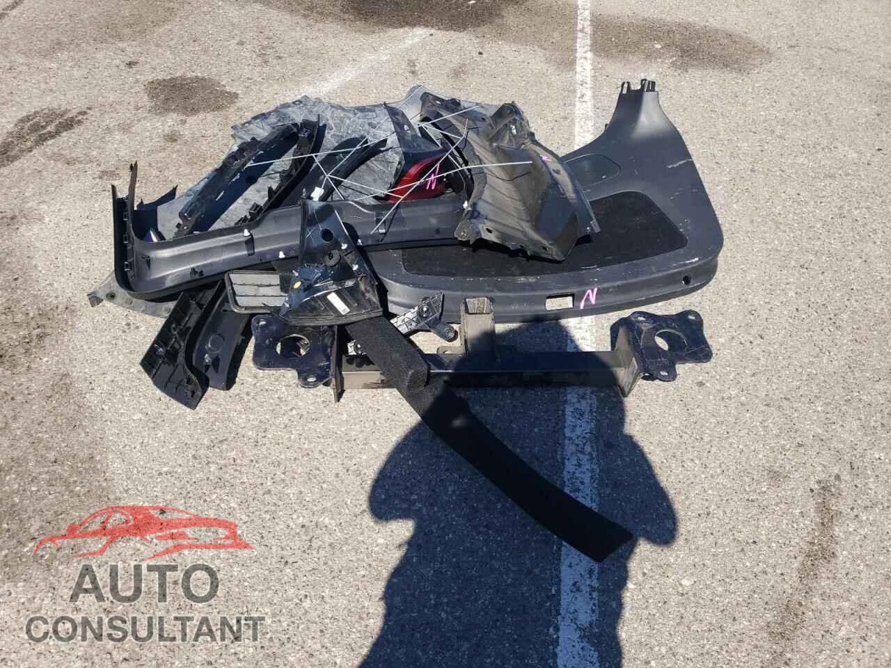 TESLA MODEL Y 2023 - 7SAYGDEE6PF961663