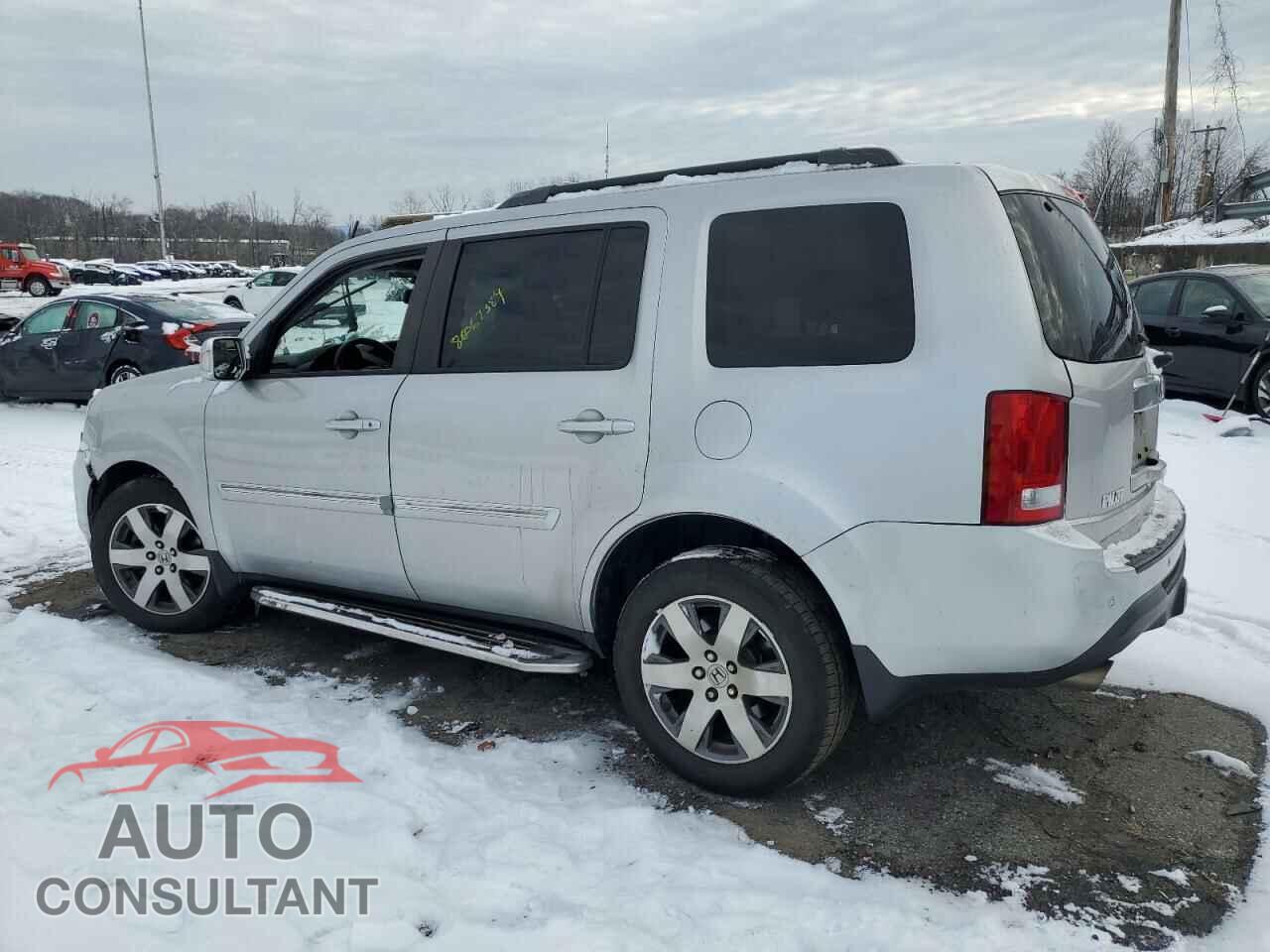 HONDA PILOT 2014 - 5FNYF4H98EB028990