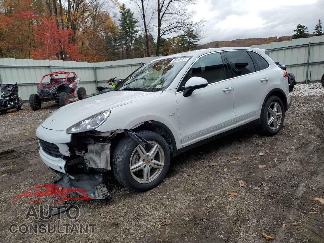 PORSCHE CAYENNE 2015 - WP1AF2A21FLA30483