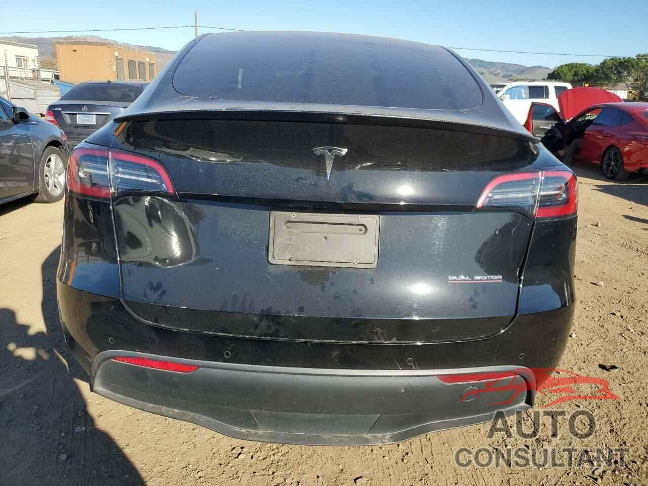 TESLA MODEL Y 2022 - 7SAYGDEF9NF547587
