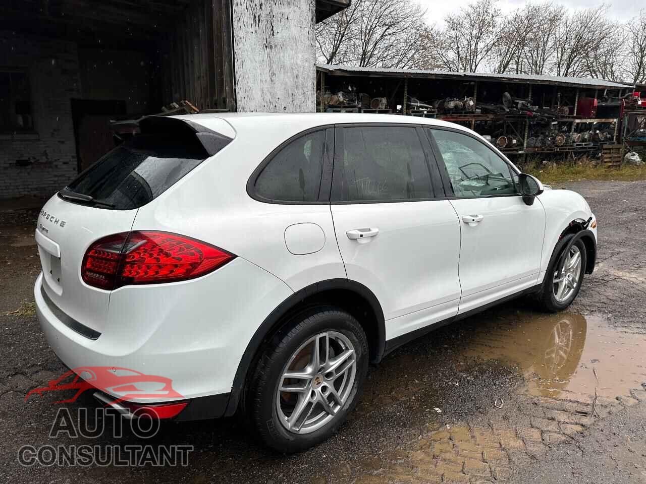 PORSCHE CAYENNE 2013 - WP1AA2A26DLA03677