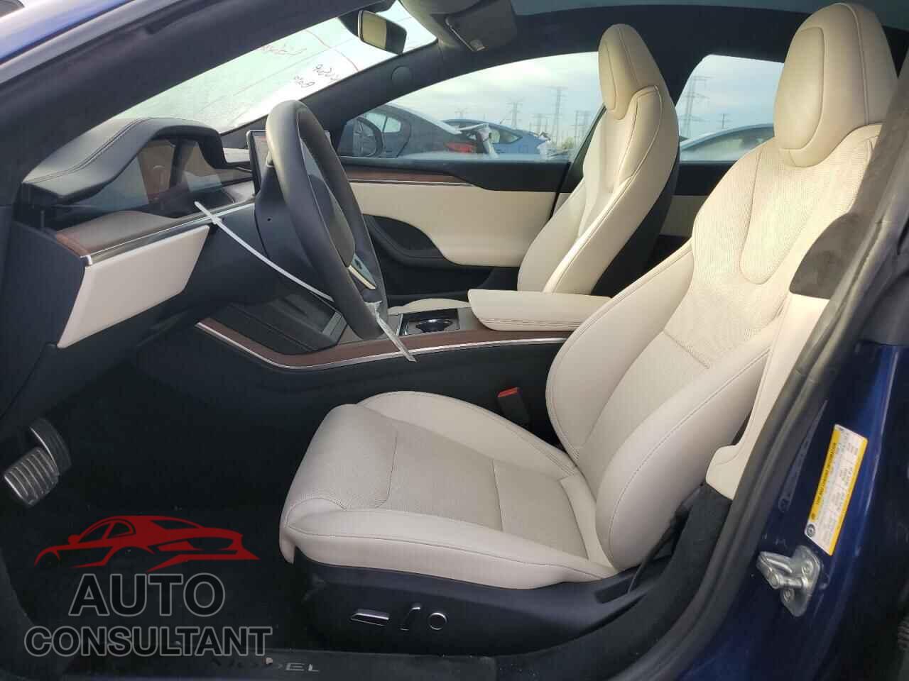 TESLA MODEL S 2023 - 5YJSA1E55PF518911