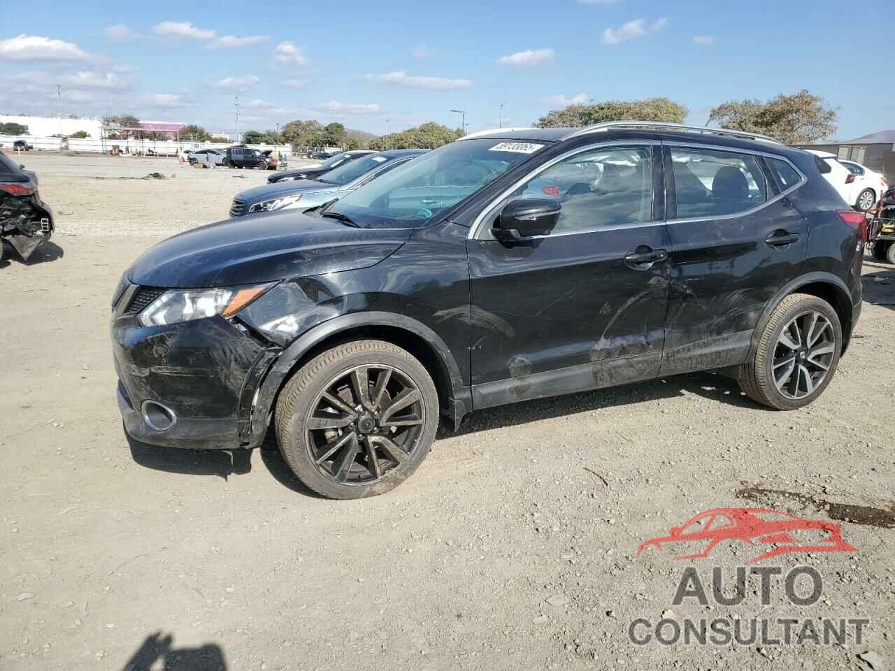 NISSAN ROGUE 2018 - JN1BJ1CP9JW500437