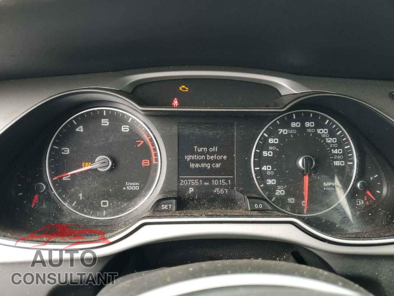 AUDI A4 2015 - WAUBFAFL7FN044861
