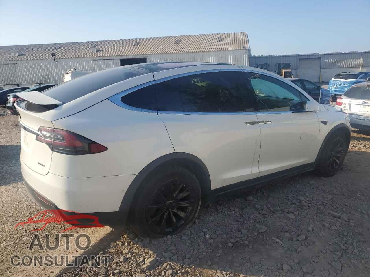 TESLA MODEL X 2017 - 5YJXCBE28HF059287