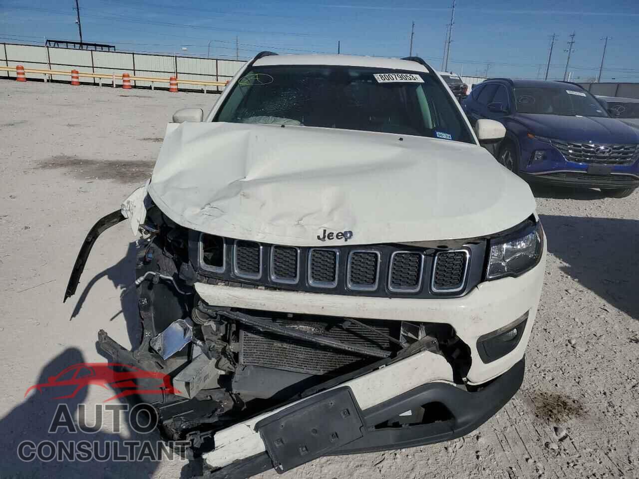 JEEP COMPASS 2018 - 3C4NJCBB0JT194004
