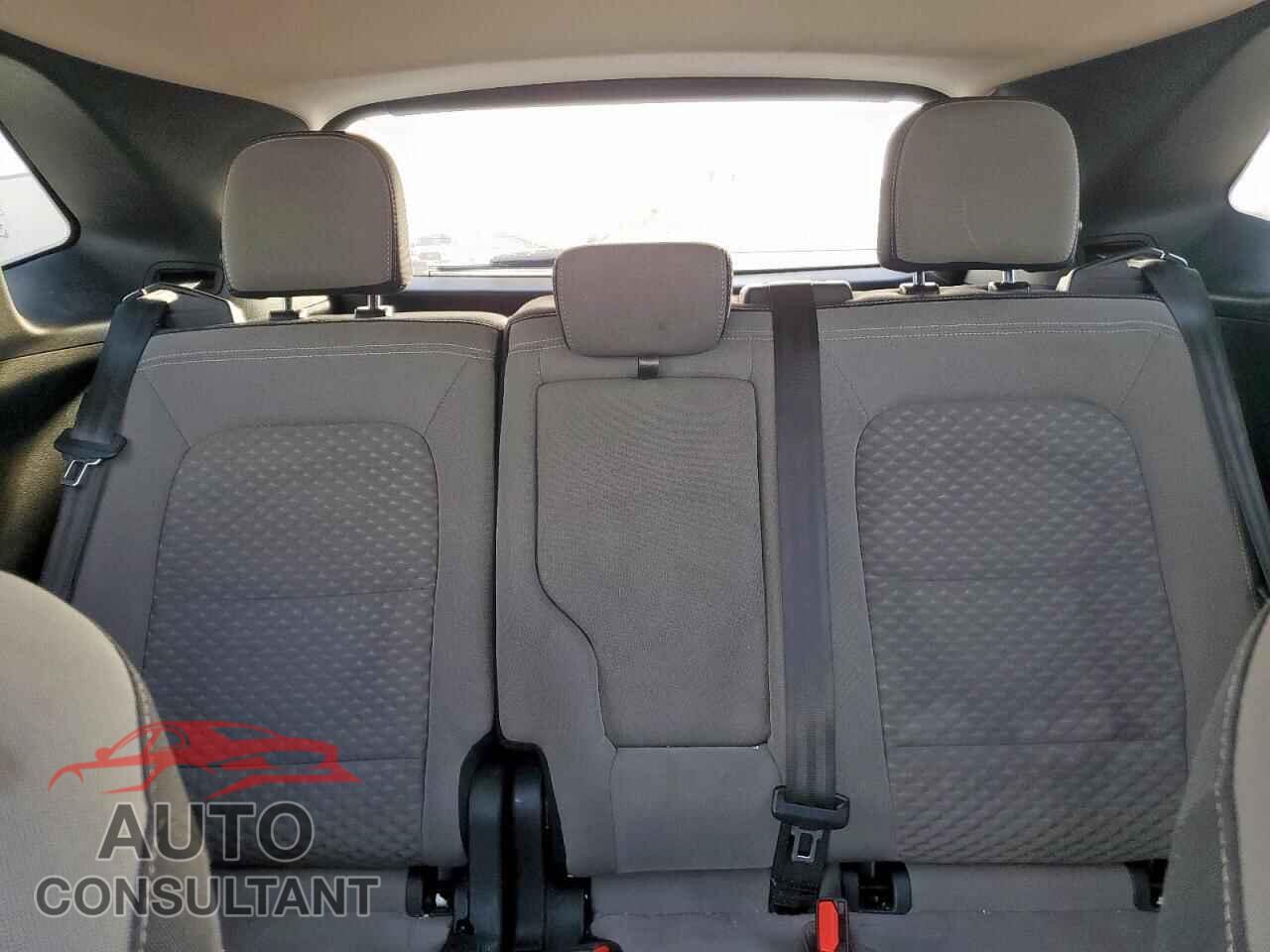 FORD ESCAPE 2020 - 1FMCU0G65LUA11385