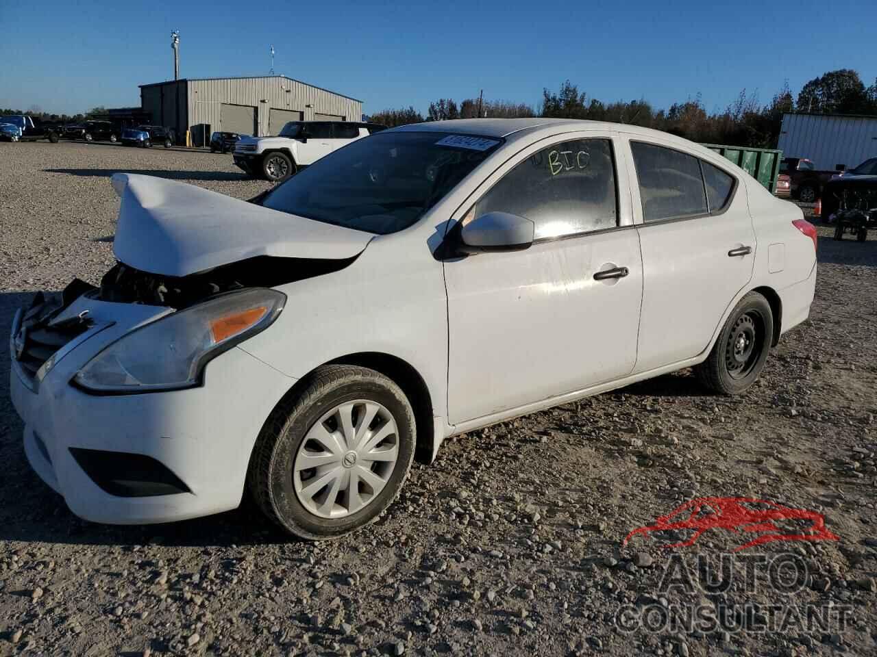 NISSAN VERSA 2017 - 3N1CN7APXHL826178