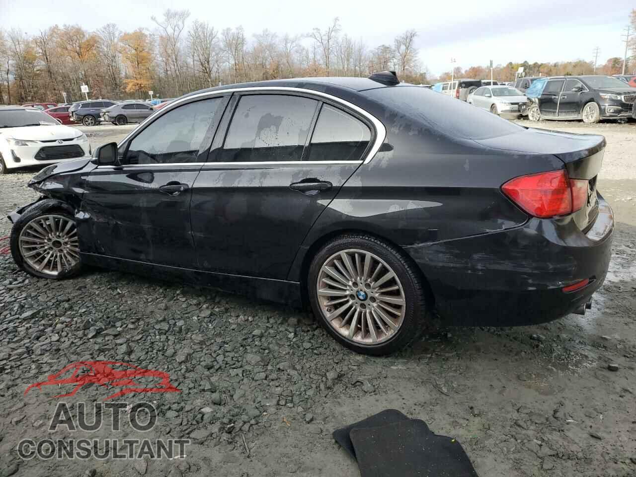 BMW 3 SERIES 2013 - WBA3A5G55DNP25608