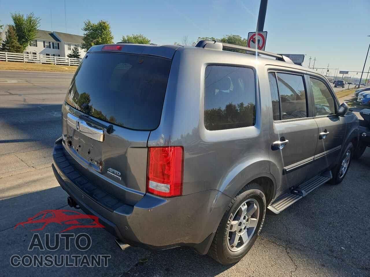 HONDA PILOT 2011 - 5FNYF4H95BB081092