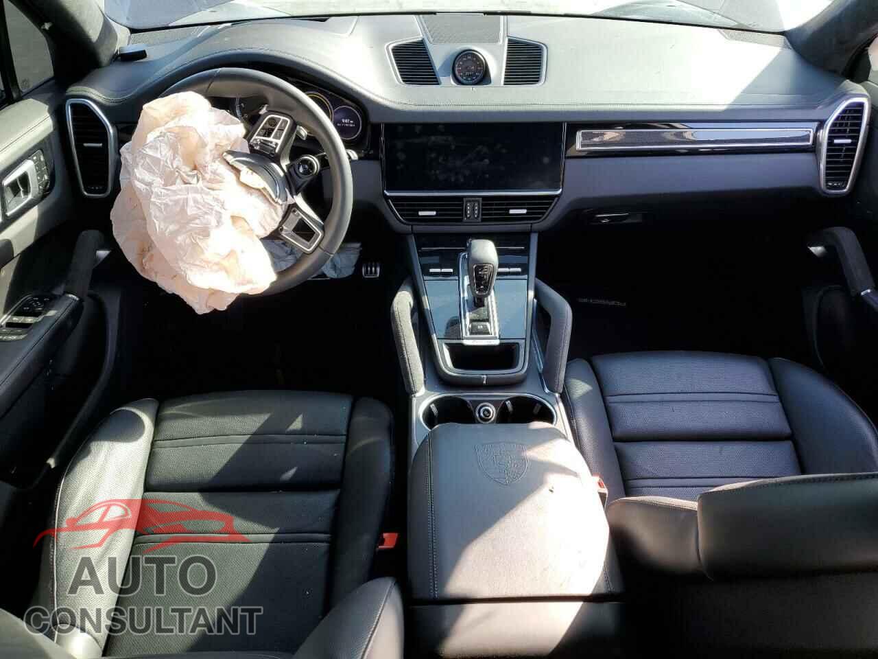 PORSCHE CAYENNE 2023 - WP1AF2AY2PDA20481