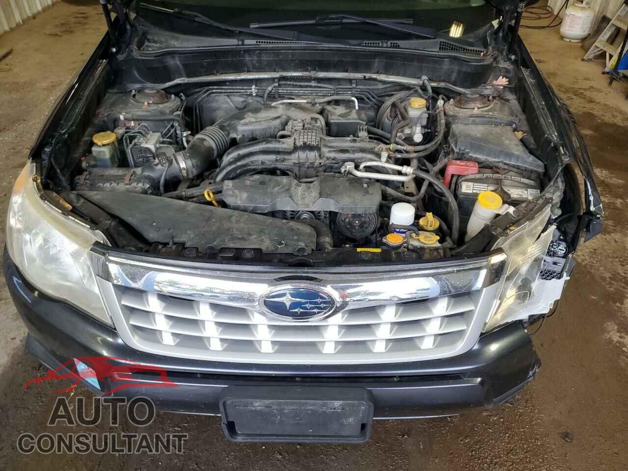 SUBARU FORESTER 2013 - JF2SHAEC2DH420104