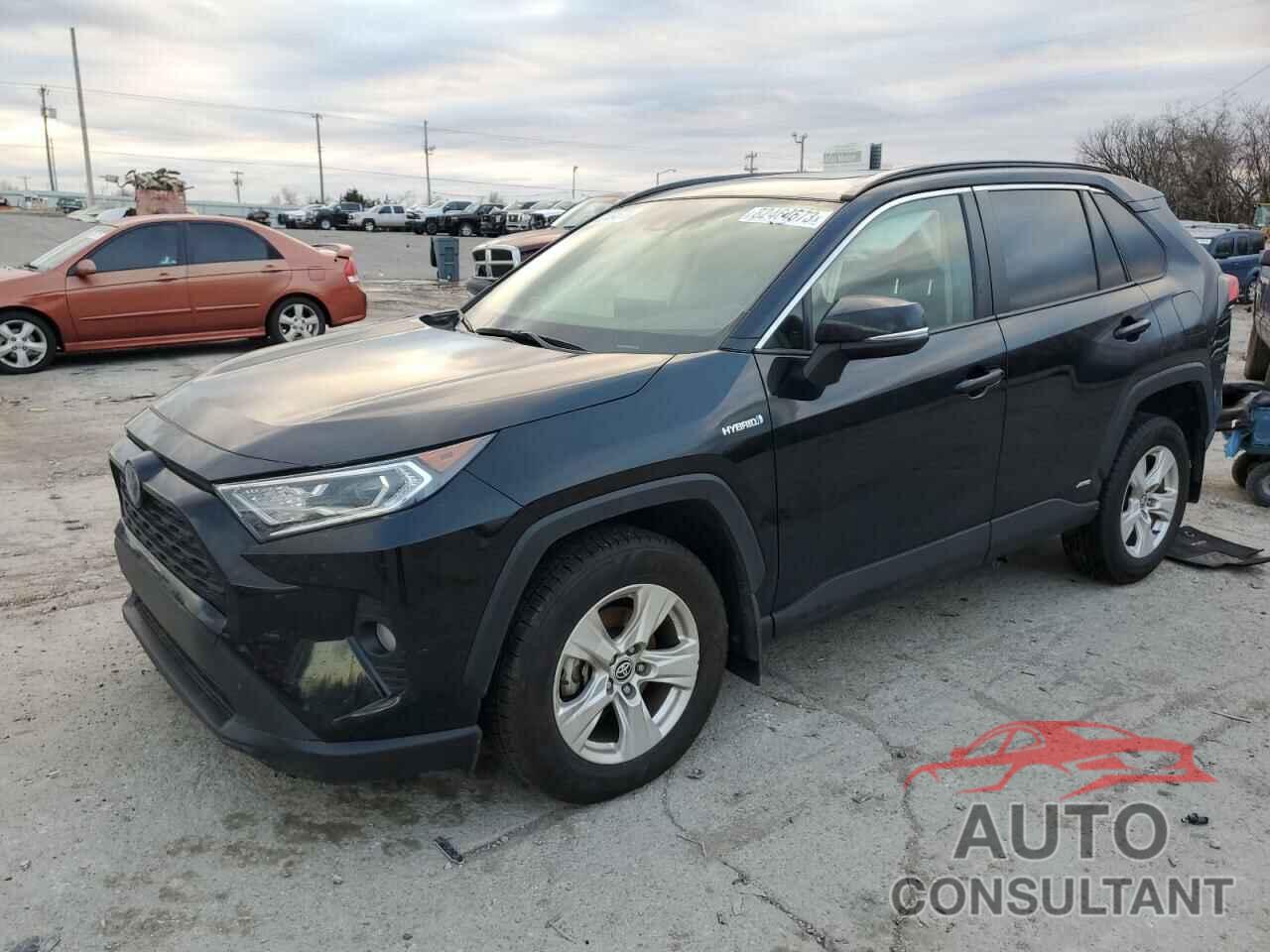 TOYOTA RAV4 2021 - JTMRWRFV1MD106016