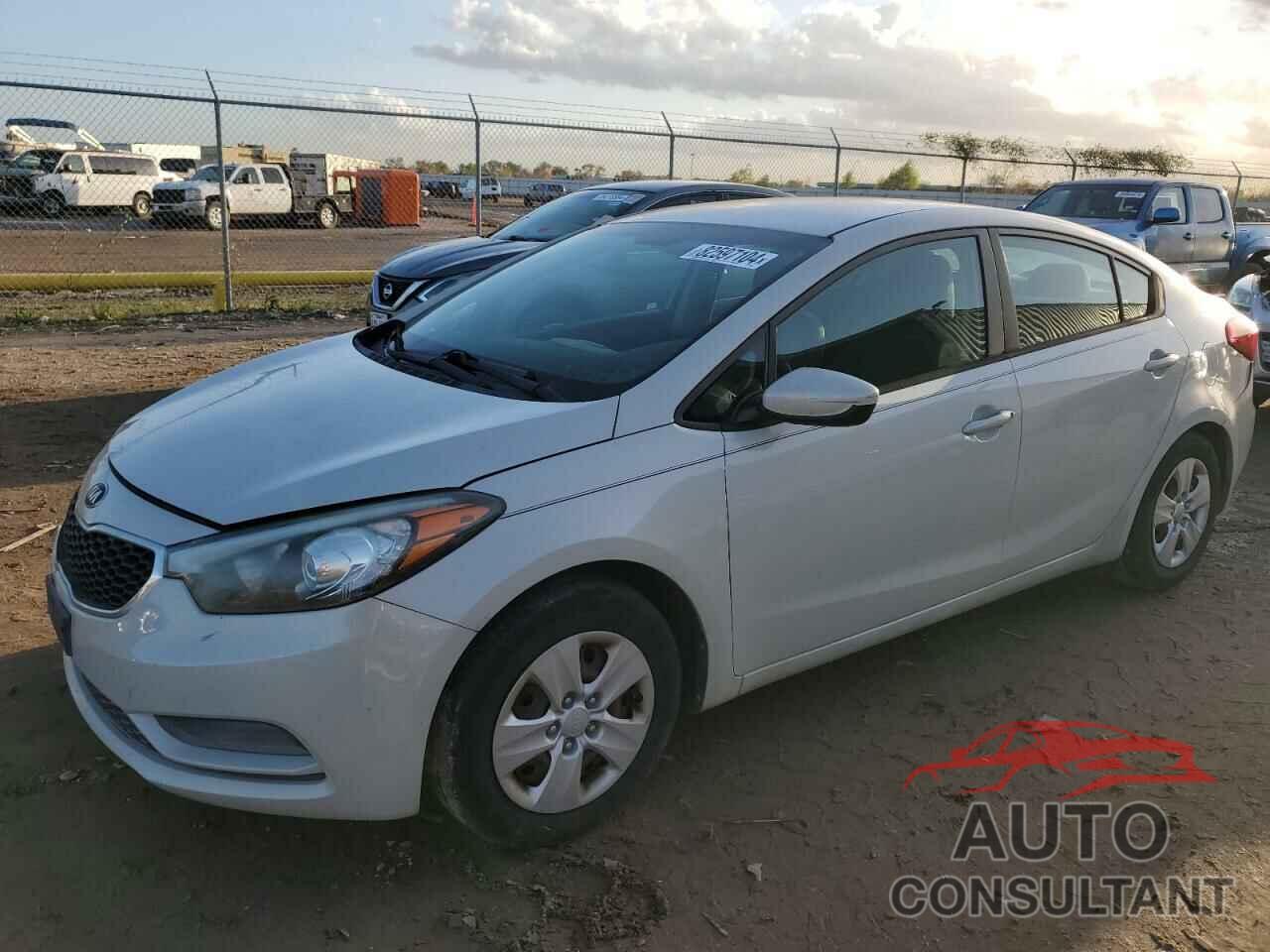 KIA FORTE 2015 - KNAFK4A68F5329195