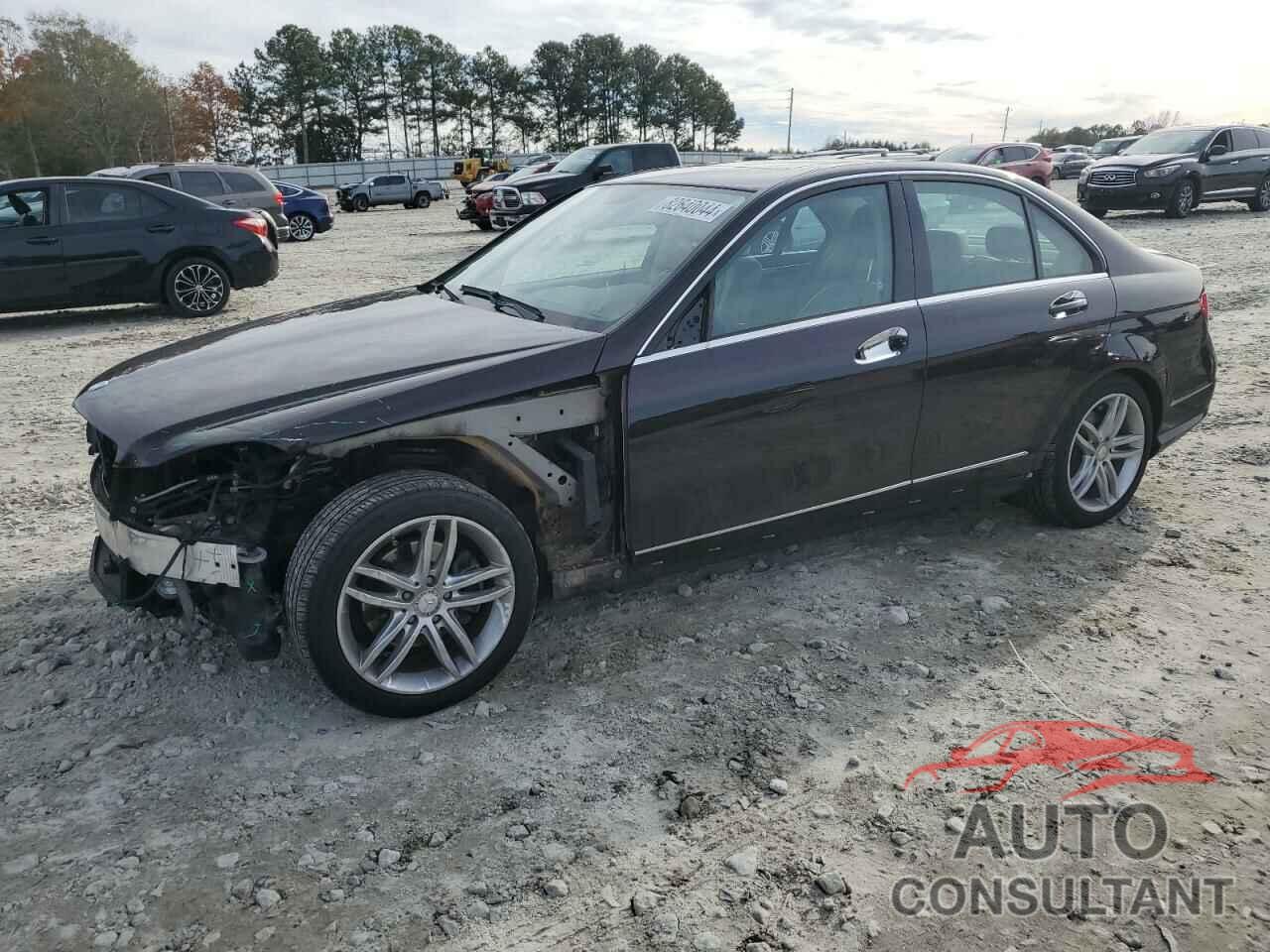 MERCEDES-BENZ C-CLASS 2012 - WDDGF8BB0CR214583