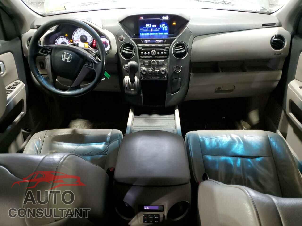 HONDA PILOT 2013 - 5FNYF4H50DB020149