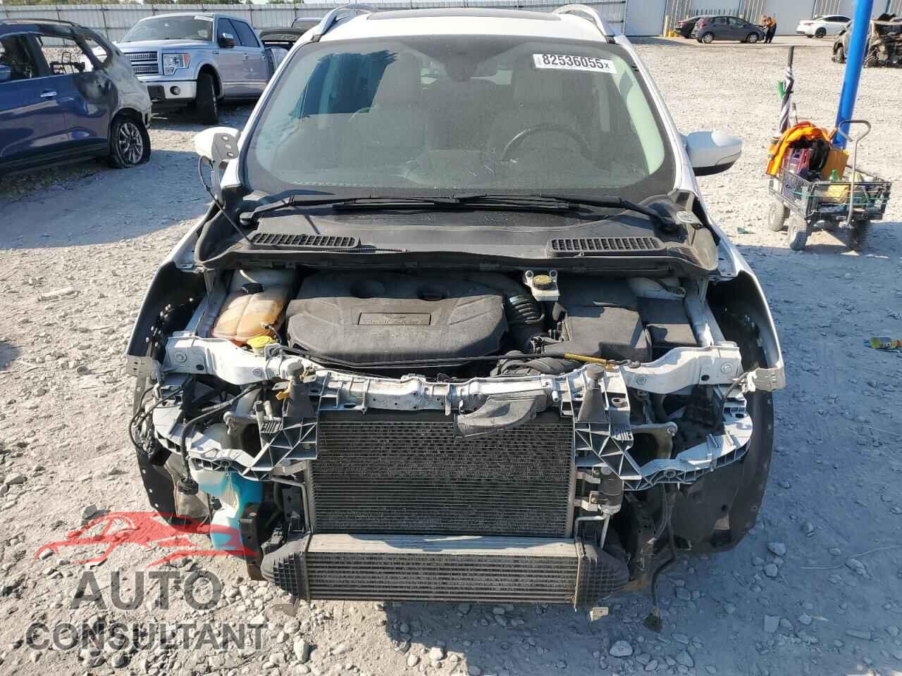FORD ESCAPE 2016 - 1FMCU9J95GUB69156