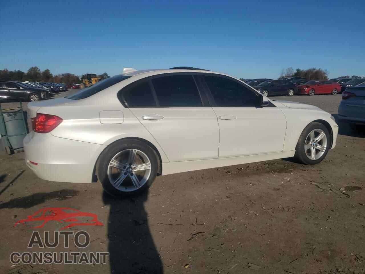 BMW 3 SERIES 2013 - WBA3B5C58DJ598542