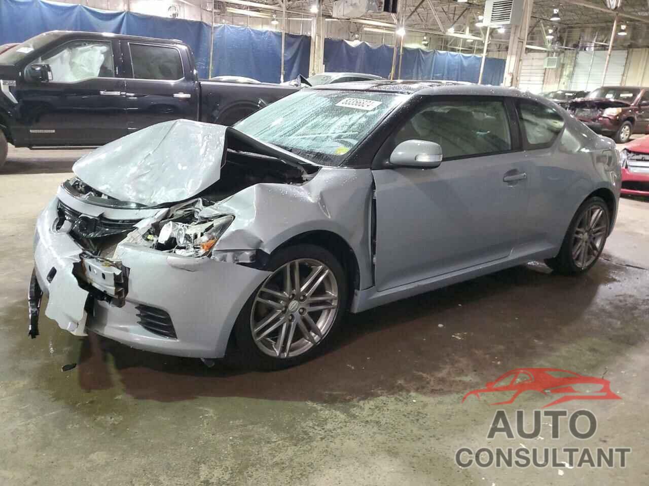 TOYOTA SCION 2012 - JTKJF5C75C3040112