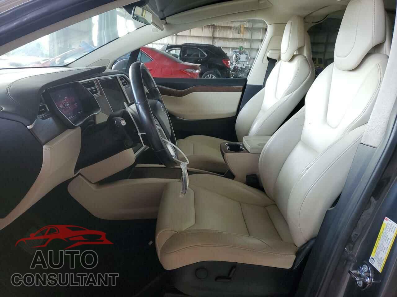 TESLA MODEL X 2017 - 5YJXCDE28HF067014
