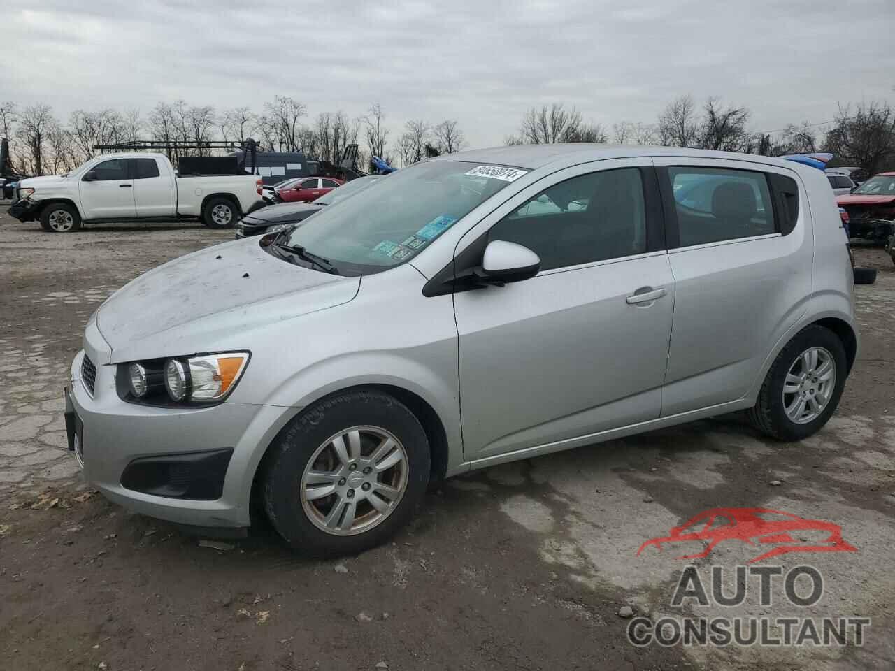 CHEVROLET SONIC 2013 - 1G1JC6SB7D4232163