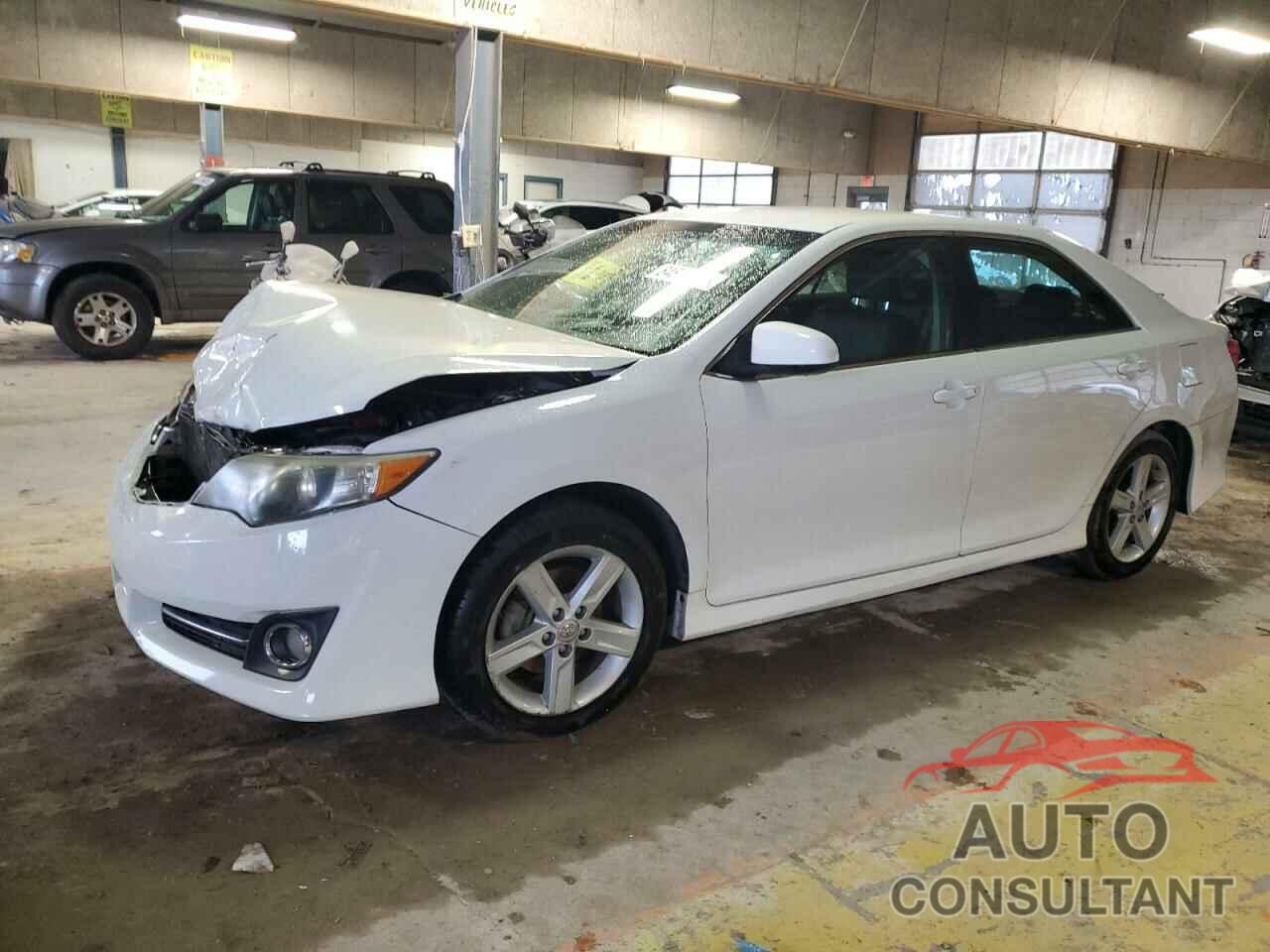 TOYOTA CAMRY 2014 - 4T1BF1FK6EU378664