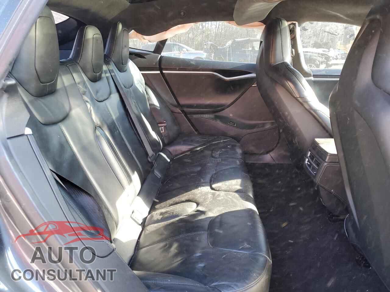 TESLA MODEL S 2016 - 5YJSA1E1XGF129033