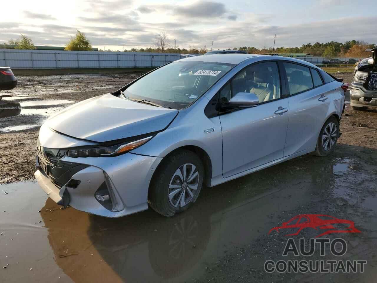 TOYOTA PRIUS 2018 - JTDKARFP7J3069833