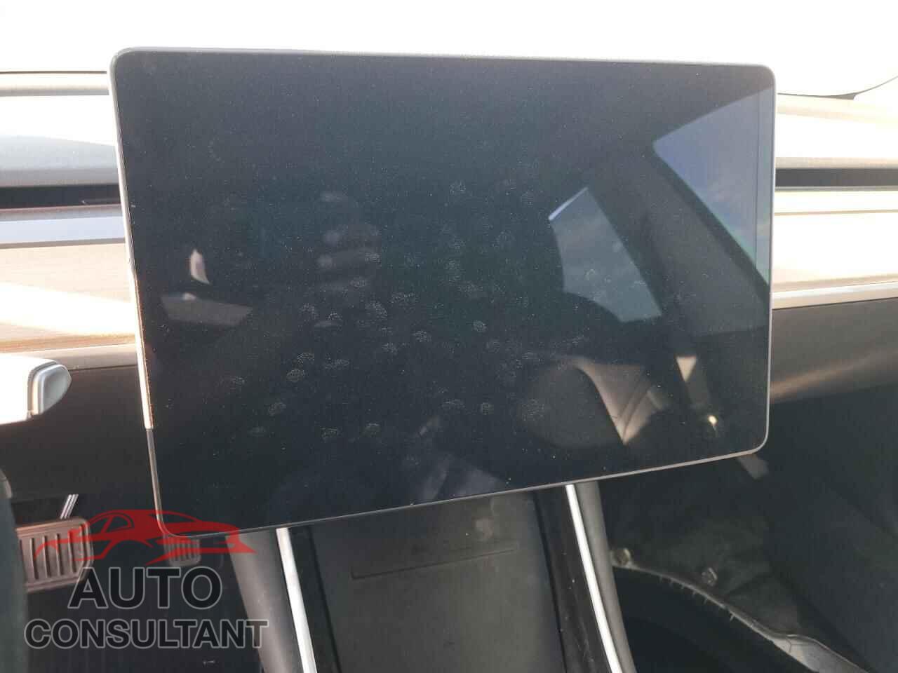 TESLA MODEL 3 2018 - 5YJ3E1EA7JF057451