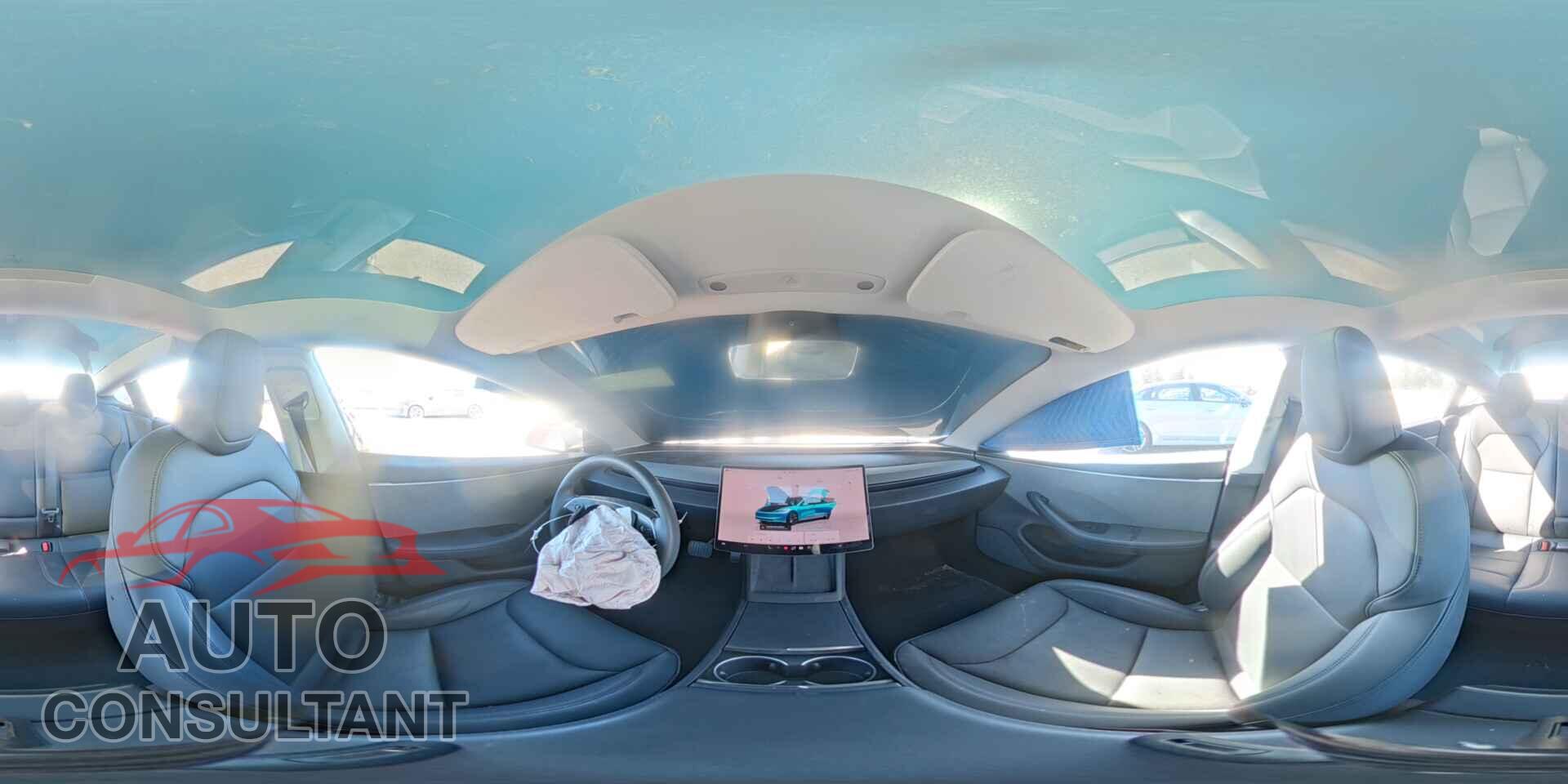 TESLA MODEL 3 2025 - 5YJ3E1EA5SF004152
