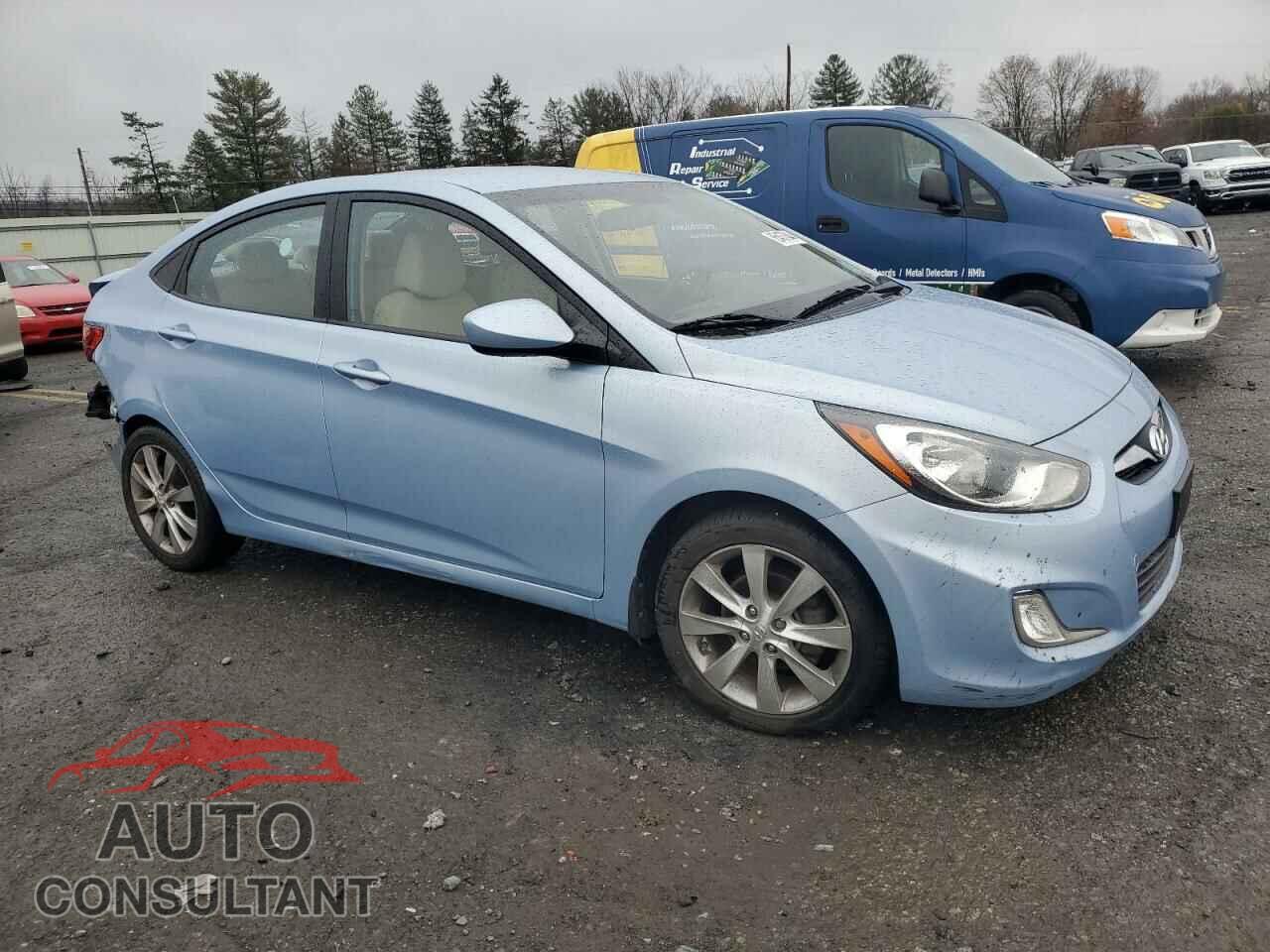 HYUNDAI ACCENT 2012 - KMHCU4AE3CU071432