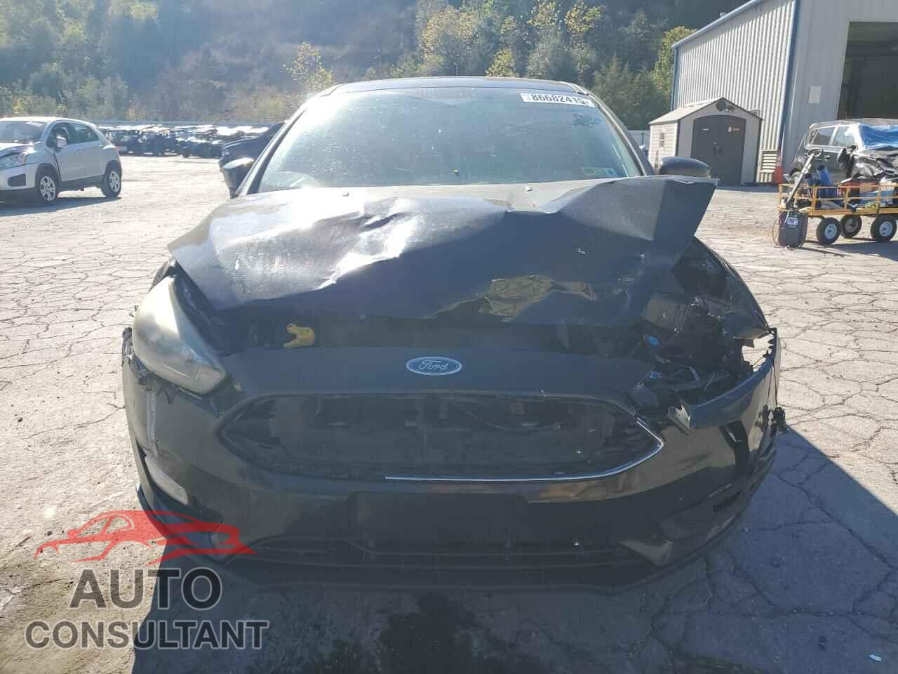 FORD FOCUS 2015 - 1FADP3K23FL305230