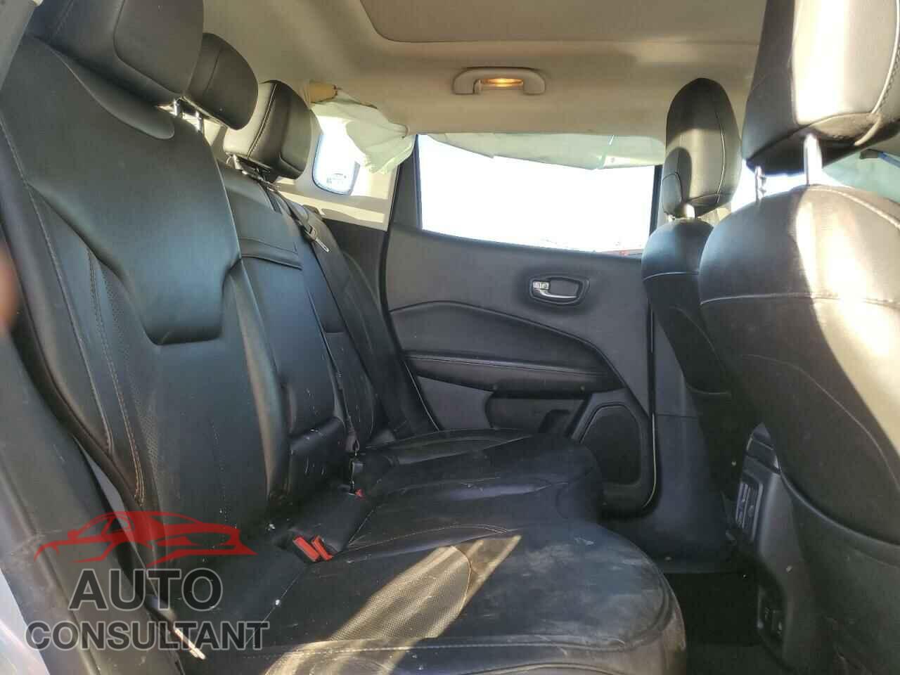 JEEP COMPASS 2020 - 3C4NJCCB4LT105312