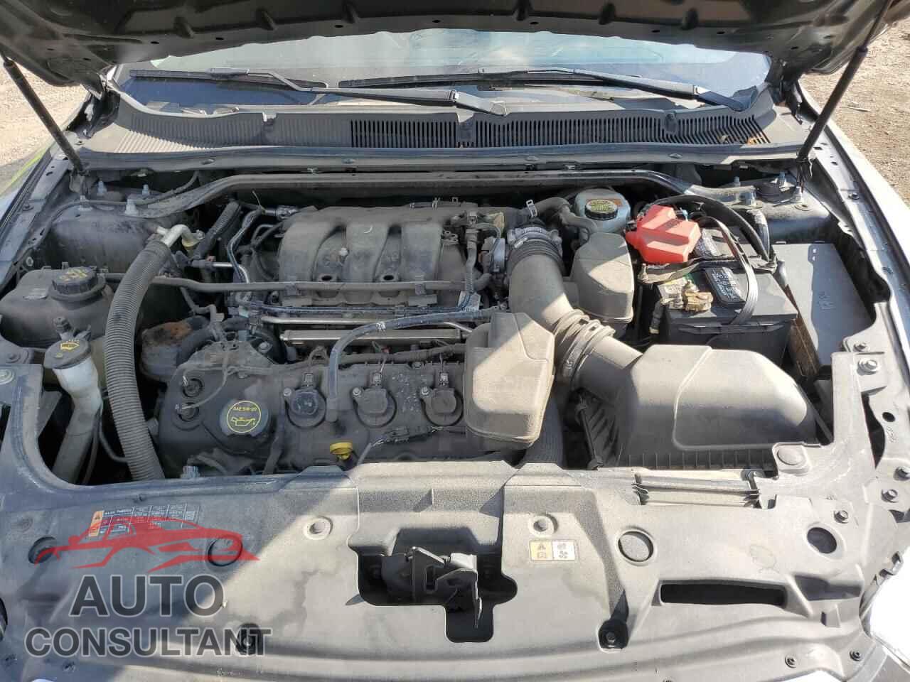 FORD TAURUS 2017 - 1FAHP2D8XHG122996