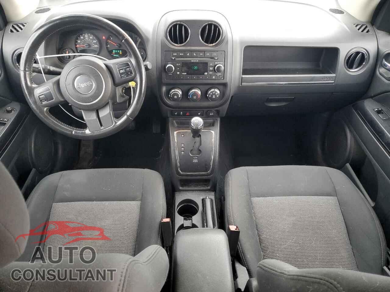 JEEP COMPASS 2011 - 1J4NF1FB4BD149584