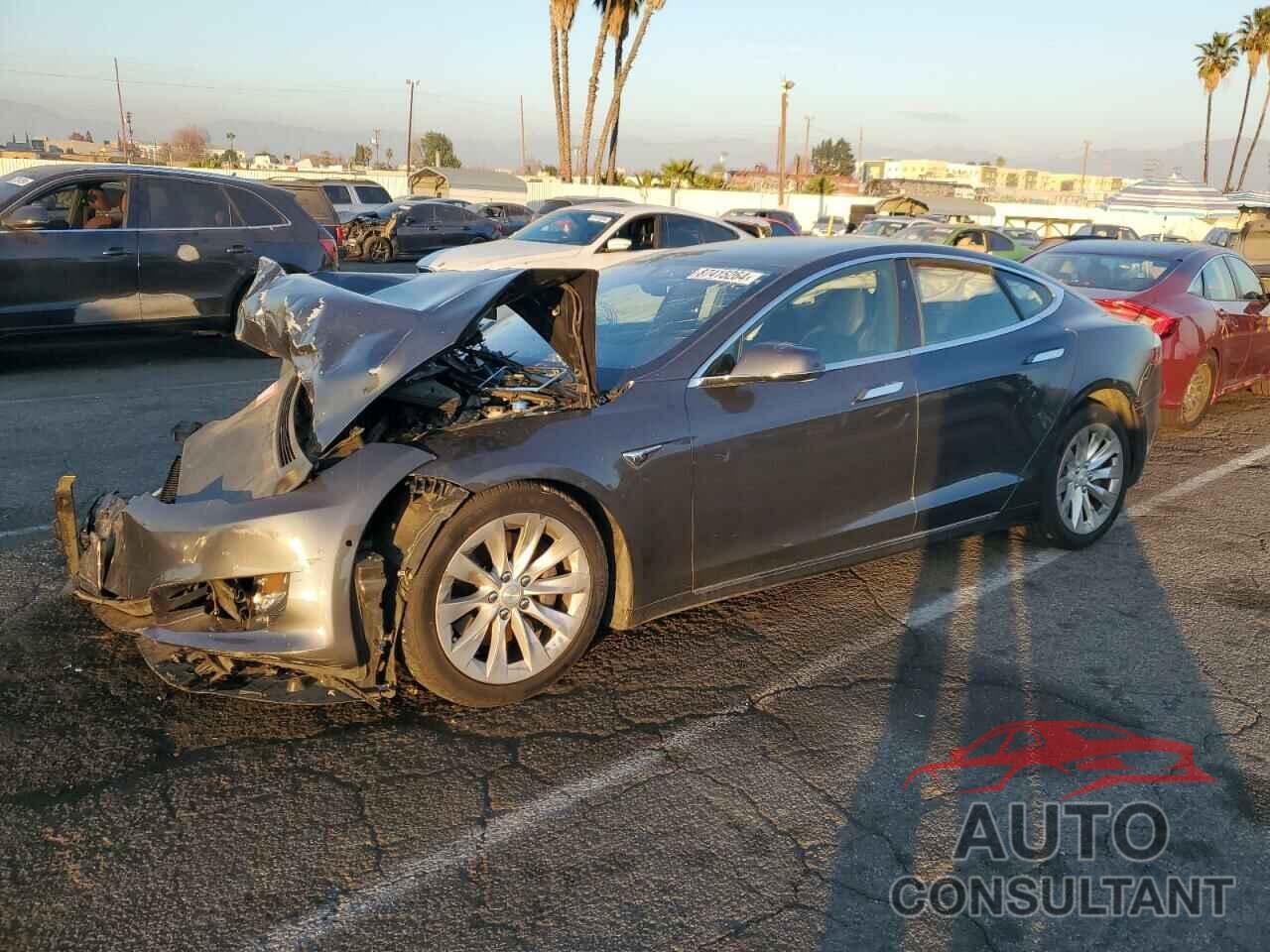 TESLA MODEL S 2018 - 5YJSA1E20JF275408