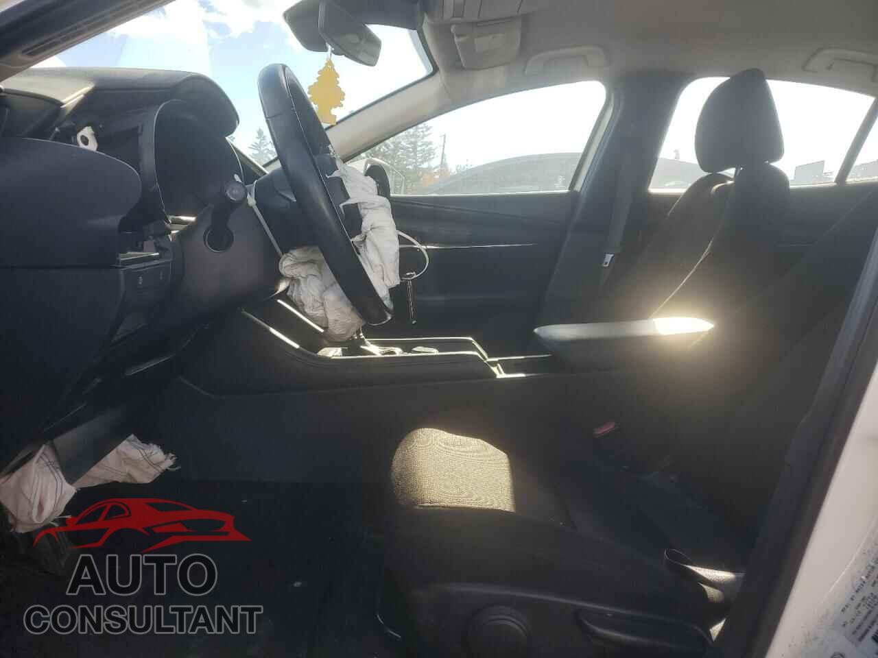 MAZDA 3 2020 - JM1BPACL9L1176172