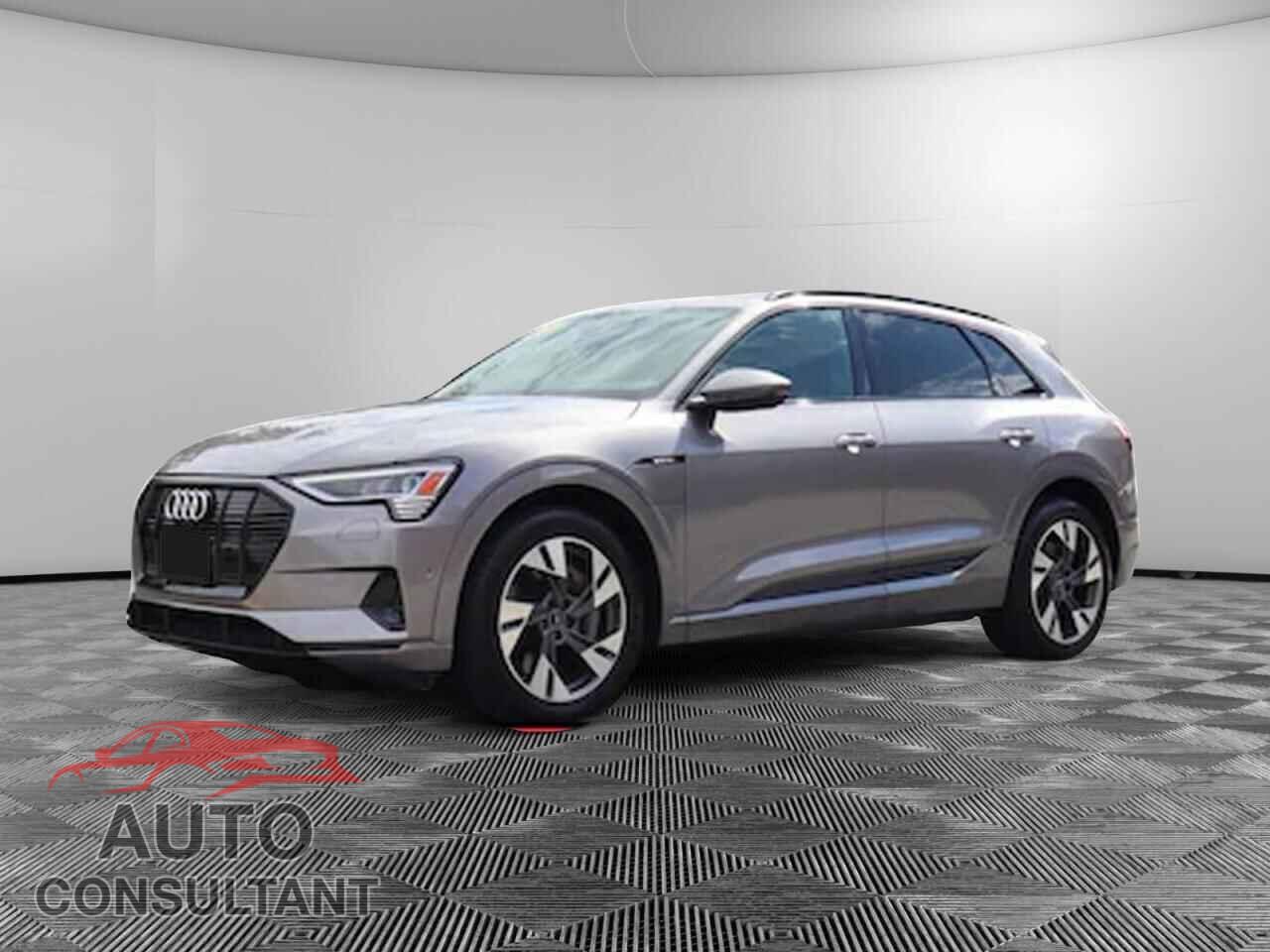 AUDI E-TRON 2021 - WA1AAAGE5MB038739
