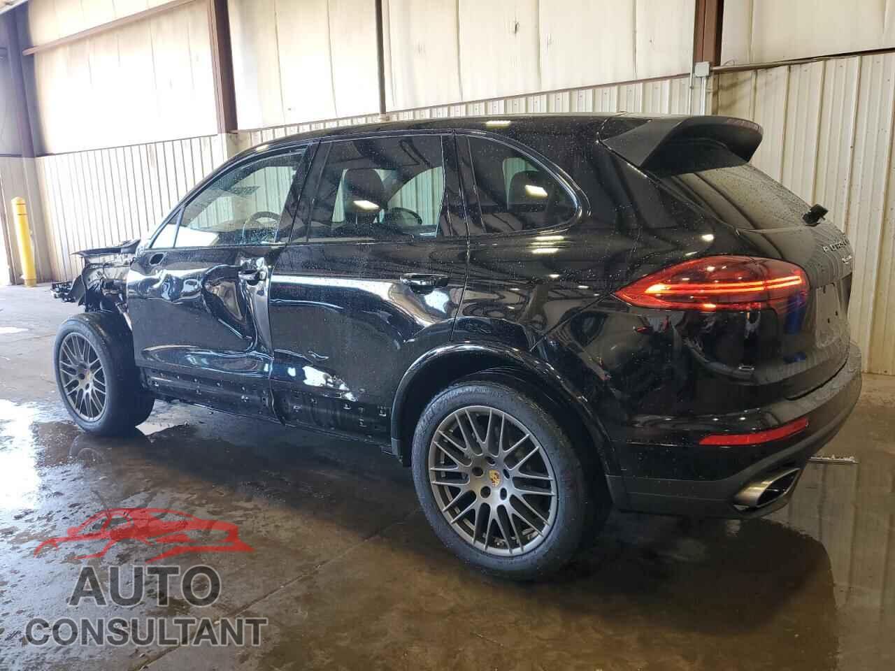 PORSCHE CAYENNE 2018 - WP1AA2A2XJKA00833