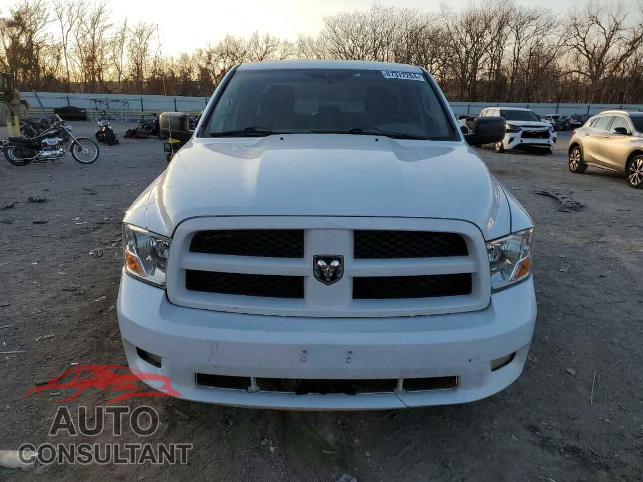 DODGE RAM 1500 2012 - 1C6RD7FT9CS165633