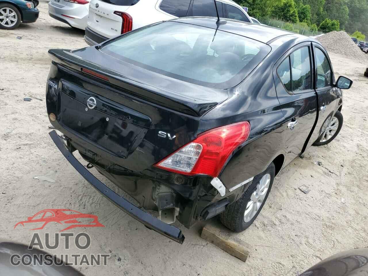NISSAN VERSA 2017 - 3N1CN7AP1HL802643