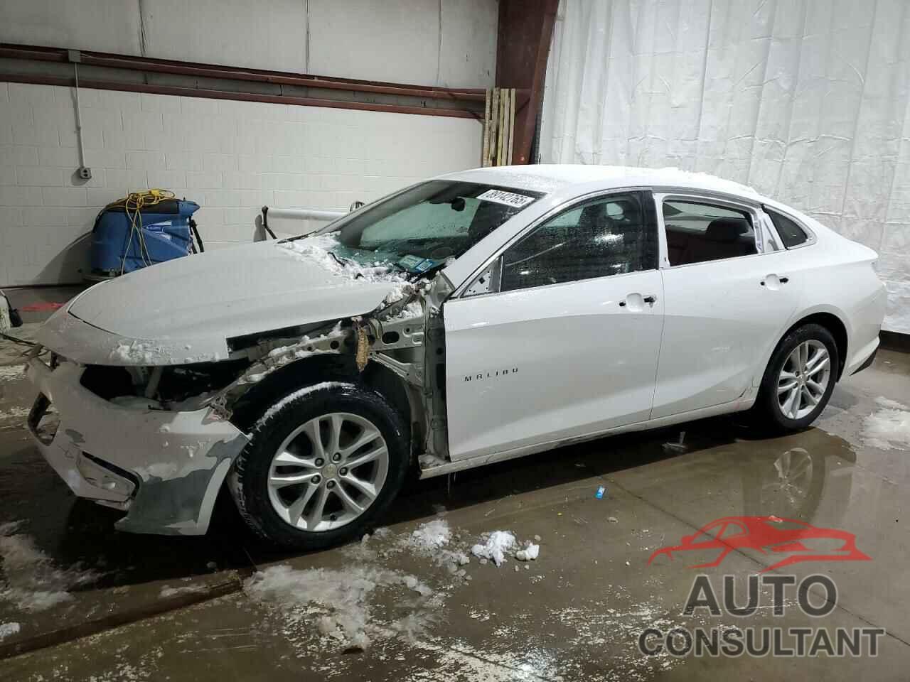 CHEVROLET MALIBU 2016 - 1G1ZE5ST4GF338921